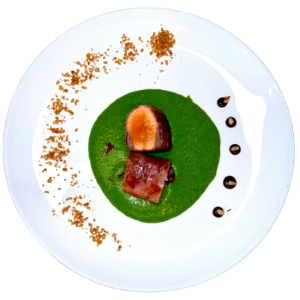 Un piatto creativo di Coro&Bentu su crema verde